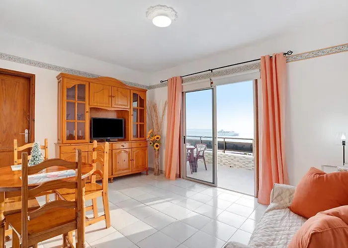 Morales * Los Cristianos